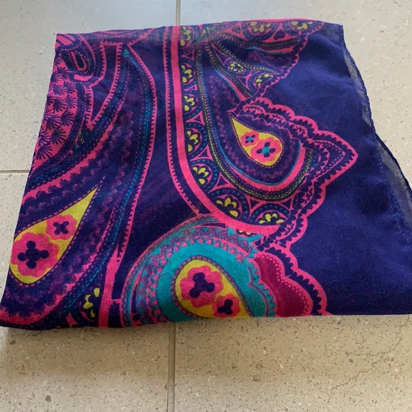 H & M Paisley Scarf VGUC - Picture 1 of 5